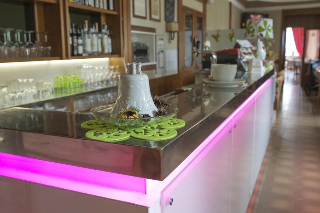 Hotel Du Lac Parc & Residence Лавароне Екстериор снимка