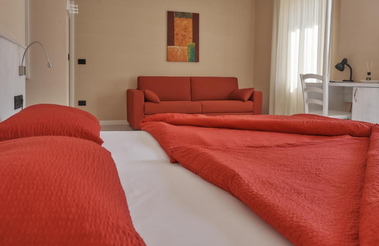 Hotel Du Lac Parc & Residence Лавароне Екстериор снимка